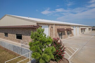 Plus de détails pour 633 Hundred Oaks Dr, Edmond, OK - Industriel à louer