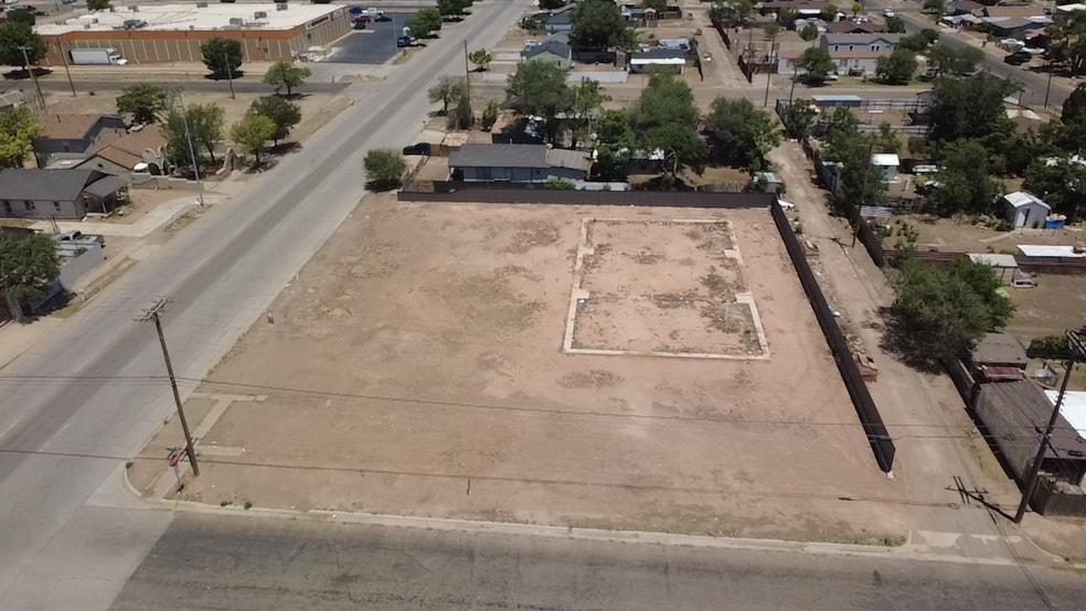 900-904 N Buchanan St, Amarillo, TX for sale - Building Photo - Image 2 of 6