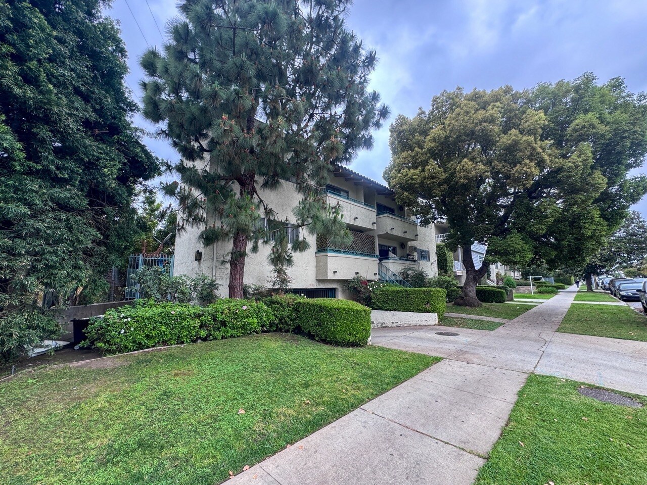 2627 S Sepulveda Blvd, Los Angeles, CA à vendre Photo du bâtiment- Image 1 de 6