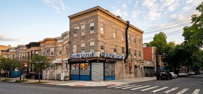 More details for 576 Ridgewood Ave, Brooklyn, NY - Retail for Sale