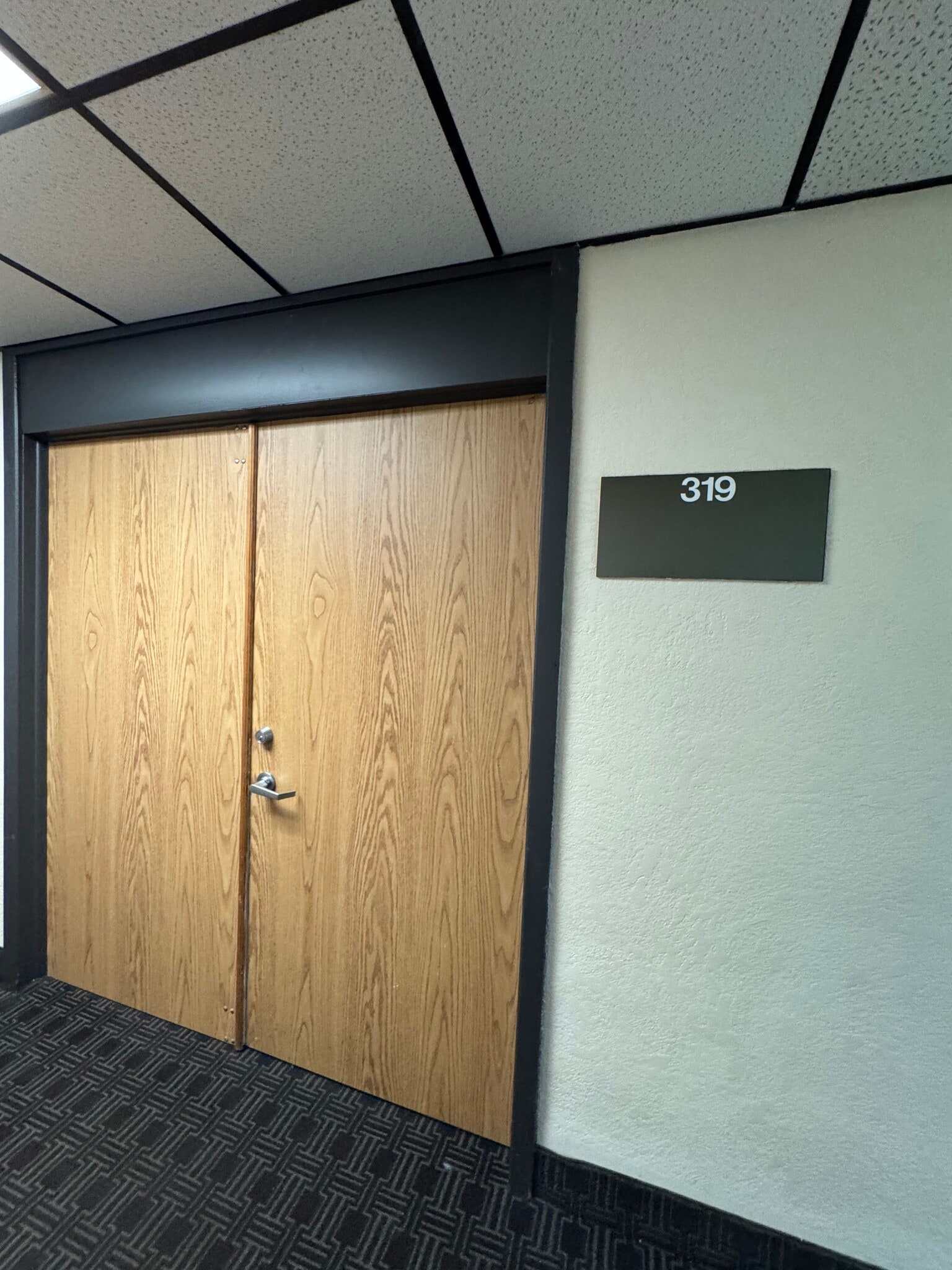 915 Middle River Dr, Fort Lauderdale, FL for lease Interior Photo- Image 1 of 2