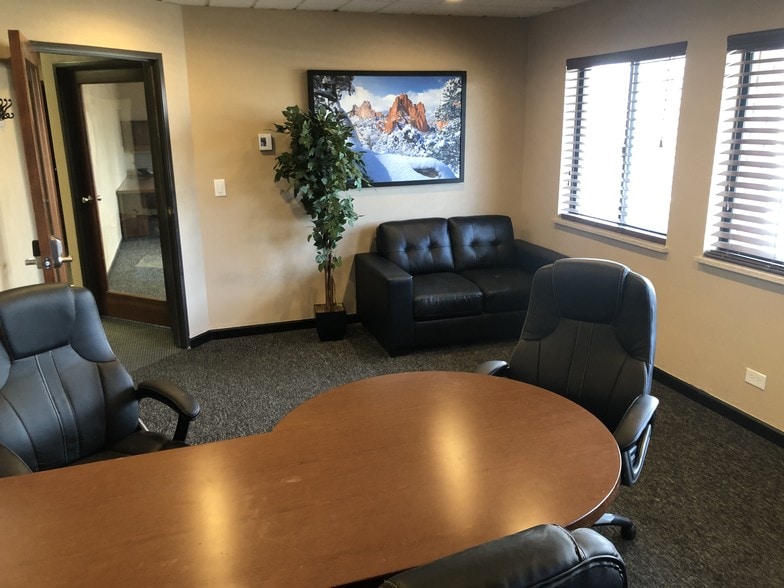 3798 Marshall St, Wheat Ridge, CO for sale - Interior Photo - Image 2 of 14