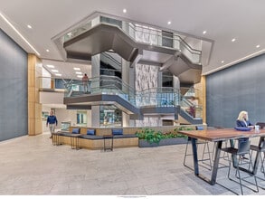 100 Berwyn Park, Berwyn, PA for lease Lobby- Image 2 of 12