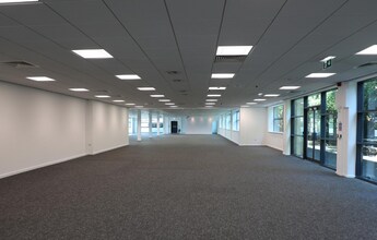 3 Red Hall Cres, Wakefield à louer Photo intérieure- Image 2 de 6