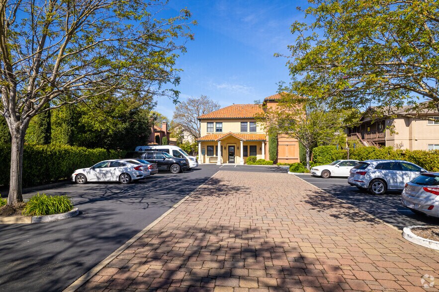 1151 Broadway, Sonoma, CA for lease - Building Photo - Image 2 of 5