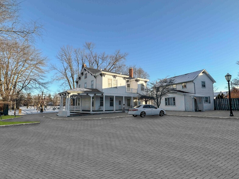 952 Broadway, West Long Branch, NJ for sale - Building Photo - Image 2 of 47