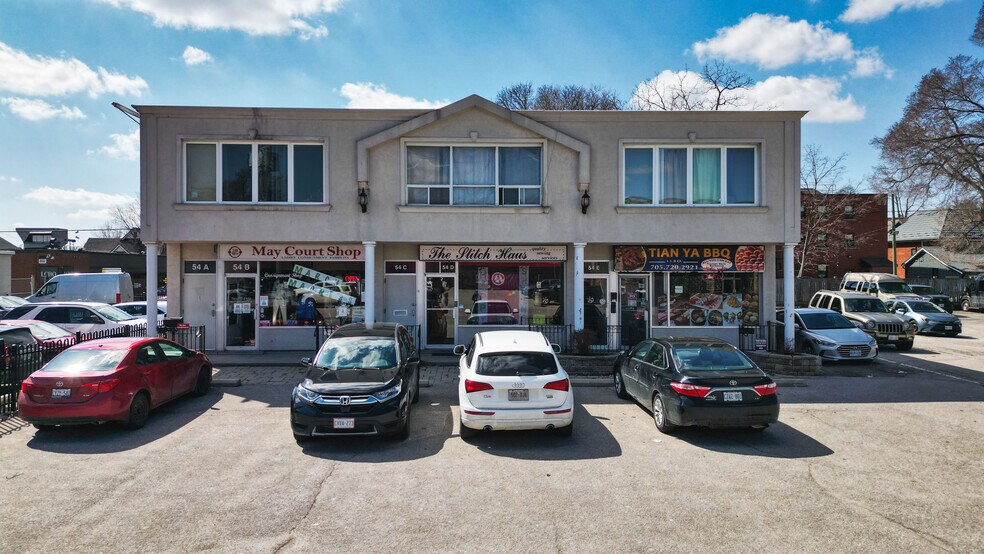 54 Maple Ave, Barrie, ON à vendre - Photo du bâtiment - Image 3 de 11