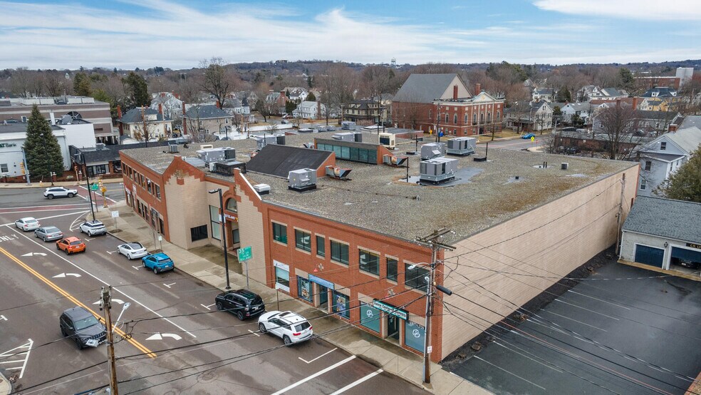 2-10 Elm St, Danvers, MA à louer - Photo du bâtiment - Image 2 de 8