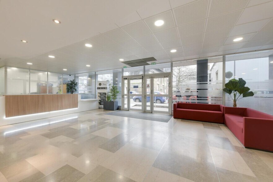 21-23 Rue Des Ardennes, Paris à louer - Photo du bâtiment - Image 3 de 15