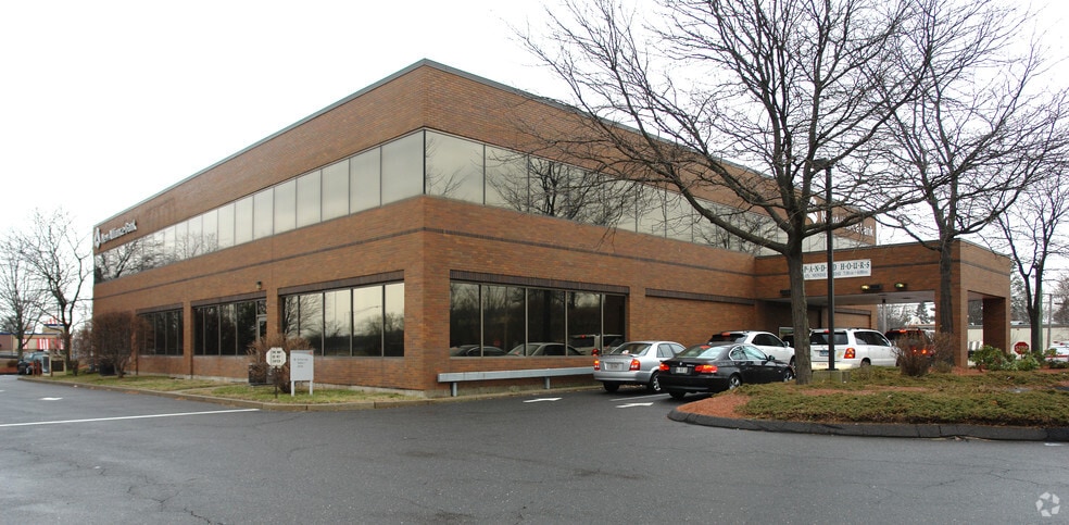 348 Hartford Tpke, Vernon, CT for lease - Building Photo - Image 2 of 3