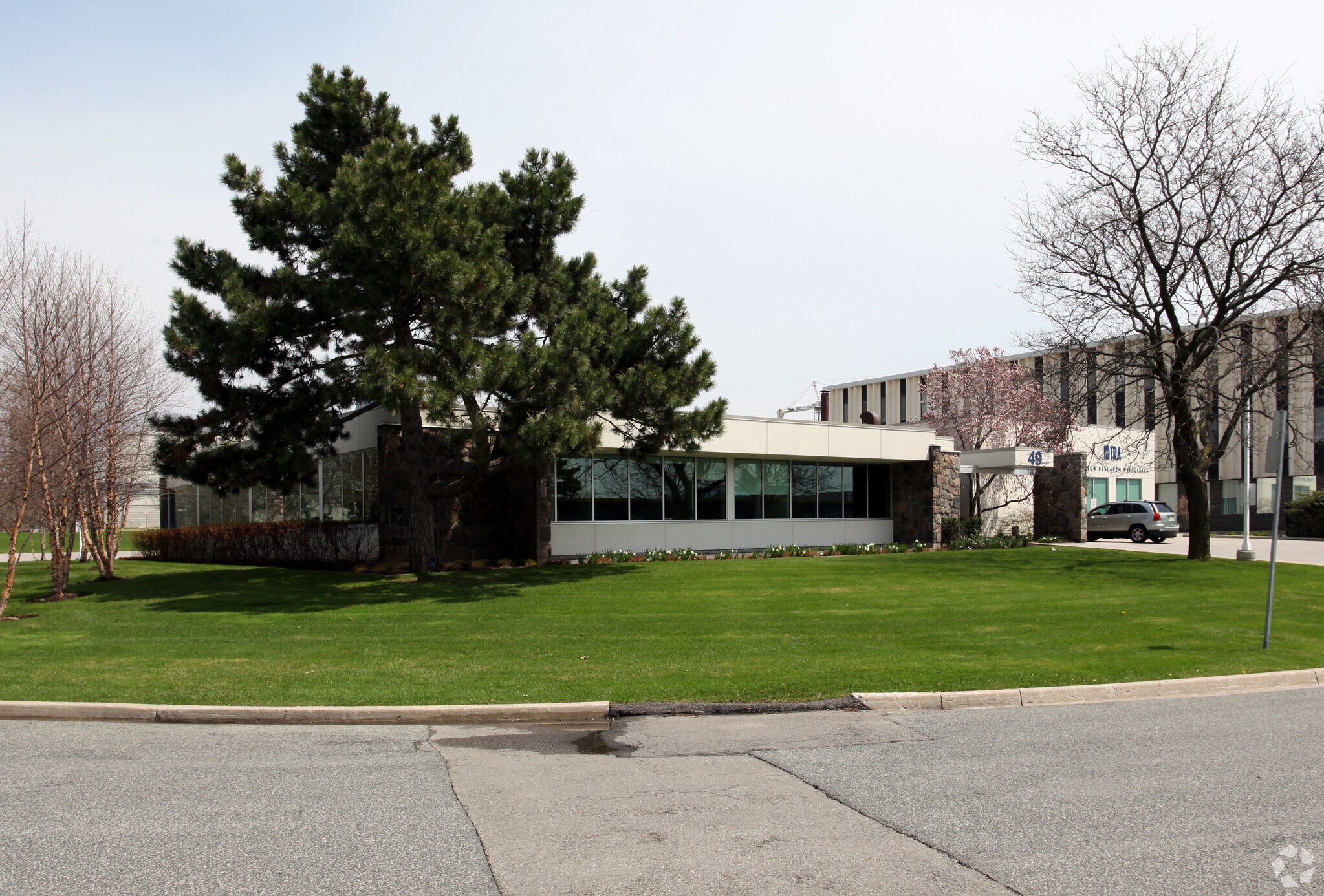 49 Gervais Dr, Toronto, ON for sale Primary Photo- Image 1 of 1