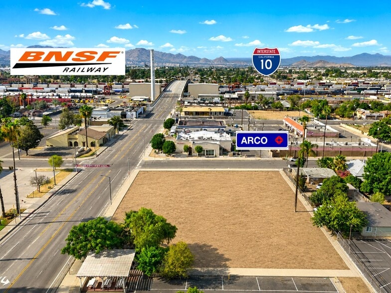 552 N Mount Vernon Ave, San Bernardino, CA à vendre - Photo du bâtiment - Image 2 de 6
