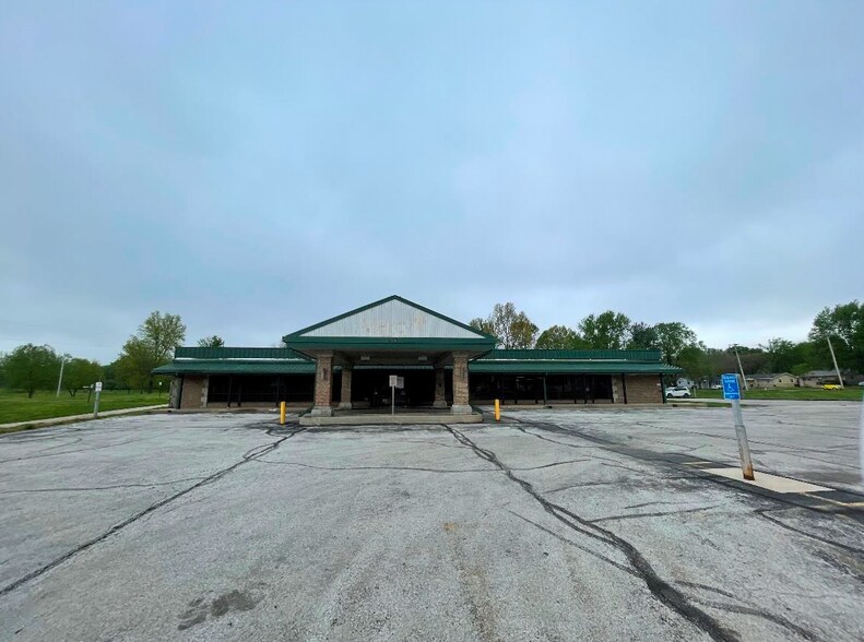 2120 W Kearney St, Springfield, MO à vendre - Photo du bâtiment - Image 2 de 18