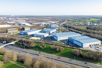Leeds Valley Park, Leeds, WYK - Aerial  map view