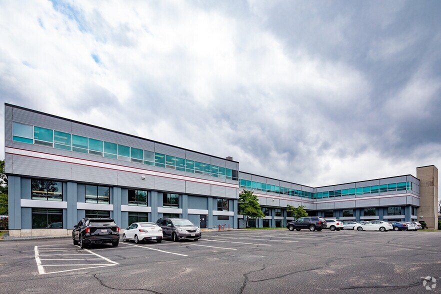 209 W Central St, Natick, MA à louer - Photo du bâtiment - Image 2 de 5