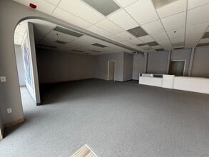 31021 Highway 79 S, Temecula, CA for lease Interior Photo- Image 1 of 9
