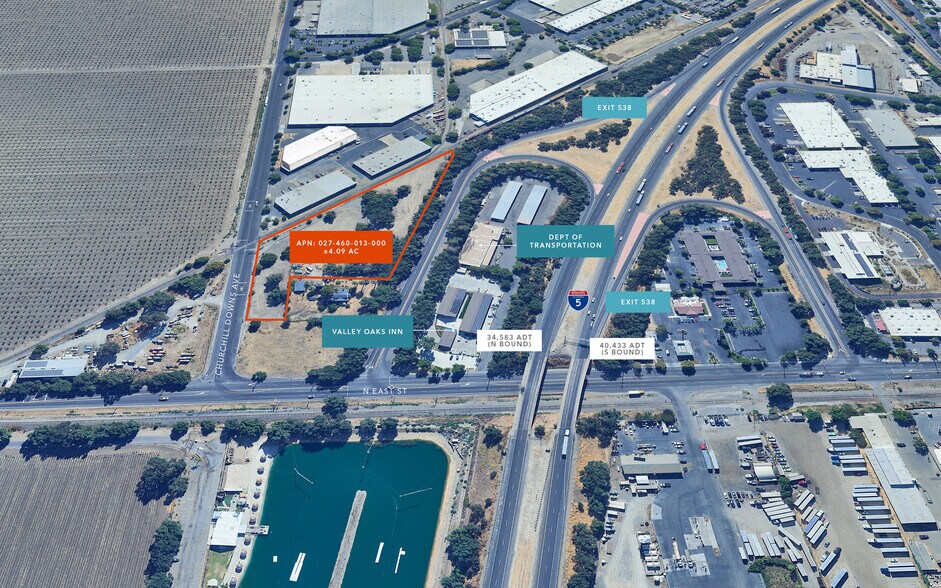 Churchill Downs Ave, Woodland, CA à vendre - Aérien - Image 2 de 3