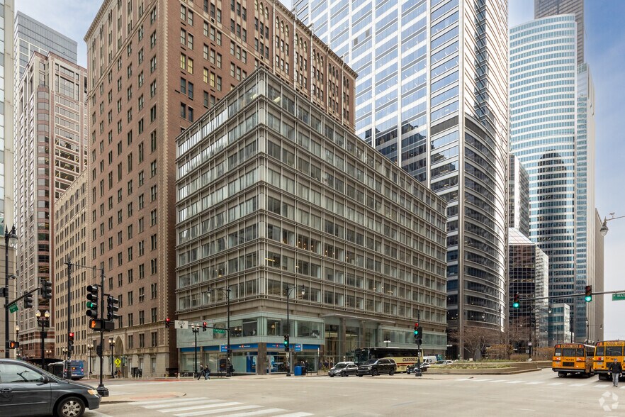 29 N Wacker Dr, Chicago, IL à louer - Photo du bâtiment - Image 2 de 4