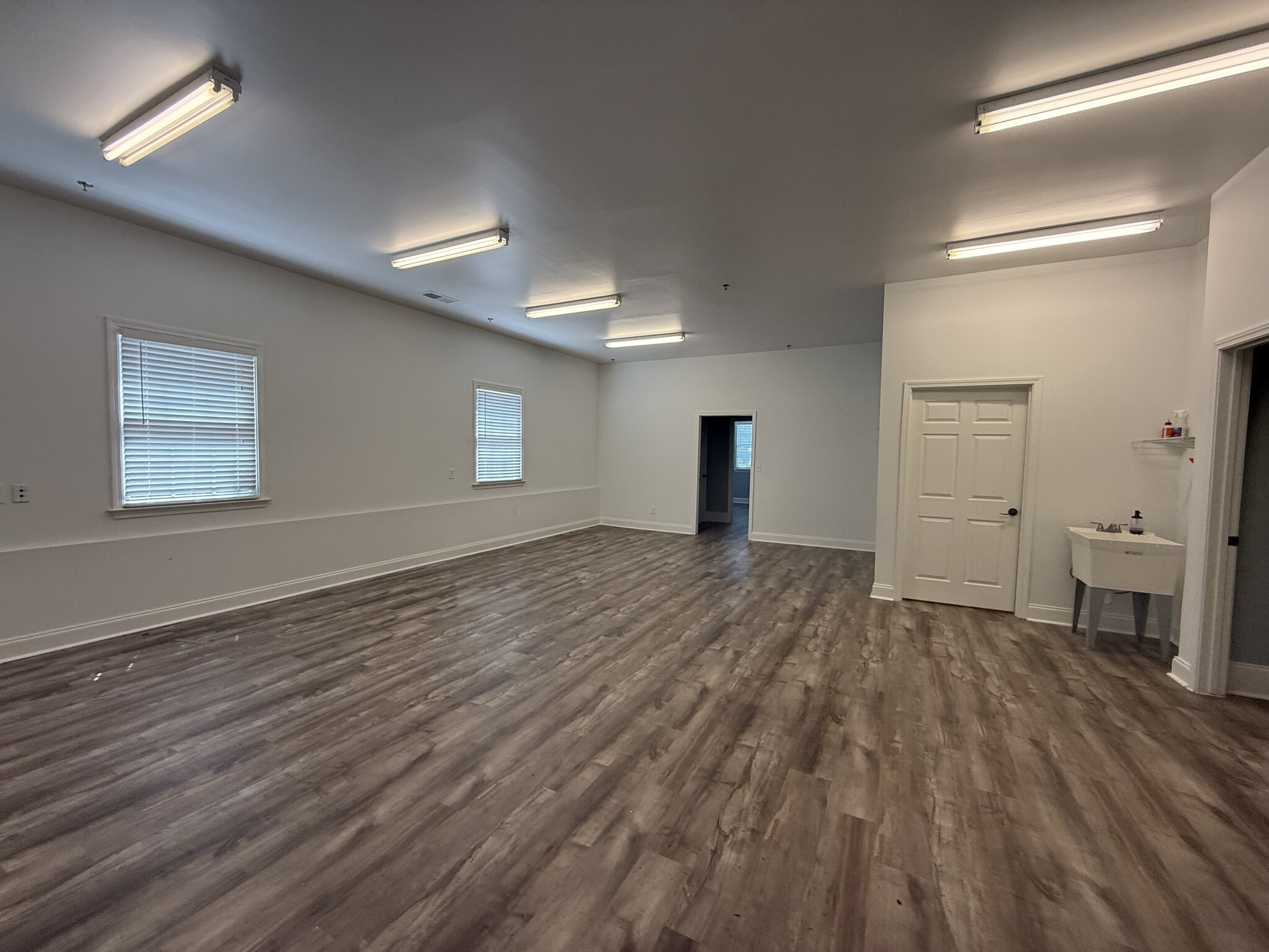 251 Heritage Walk, Woodstock, GA for lease Interior Photo- Image 1 of 6