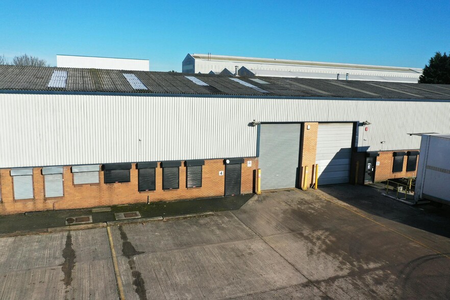 Floats Rd, Manchester for lease - Building Photo - Image 3 of 6