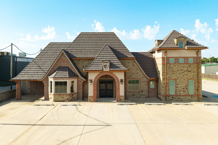 450 E Main St, Yukon, OK for sale - Building Photo - Image 2 of 124