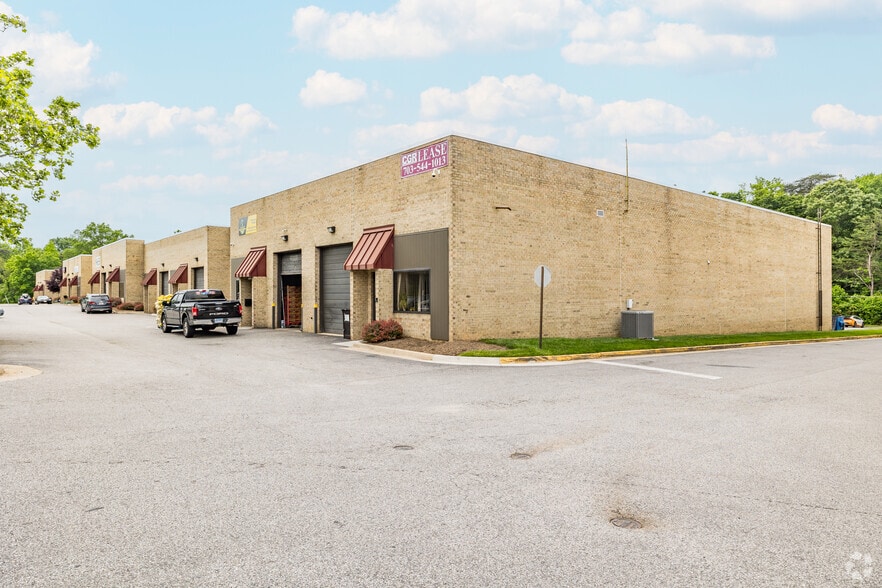 8414-8444 Alban Rd, Springfield, VA for lease - Primary Photo - Image 1 of 7