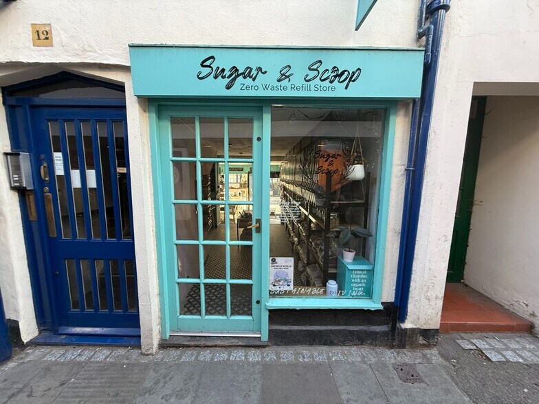 76 – 78 High St, Ware à louer - Photo principale - Image 1 de 6