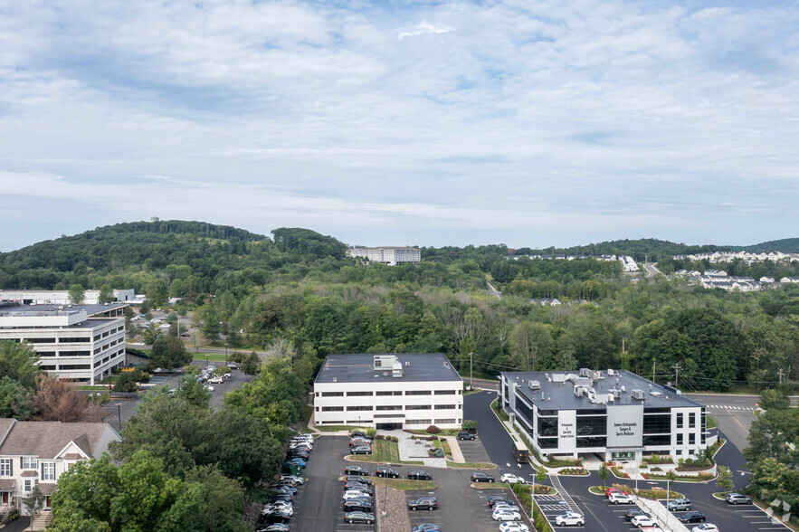 42 Old Ridgebury Rd, Danbury, CT for lease - Aerial - Image 2 of 11