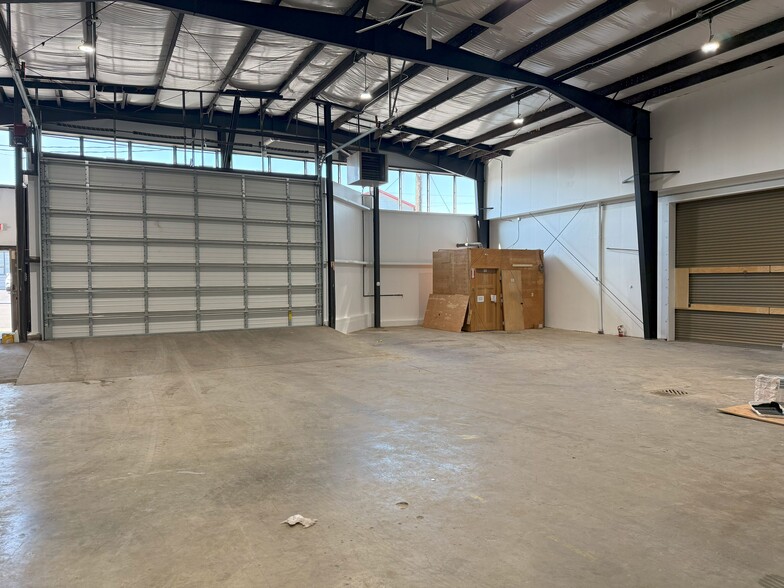 1520 NW Ballard Way, Seattle, WA for lease - Building Photo - Image 3 of 4