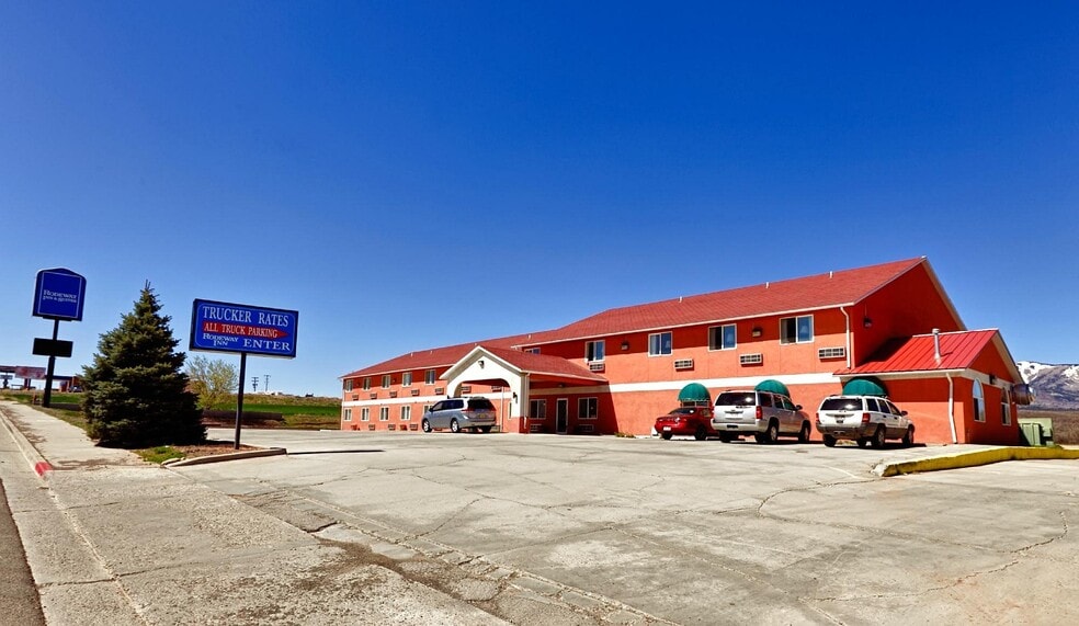 649 N Main St, Monticello, UT for sale - Building Photo - Image 2 of 7