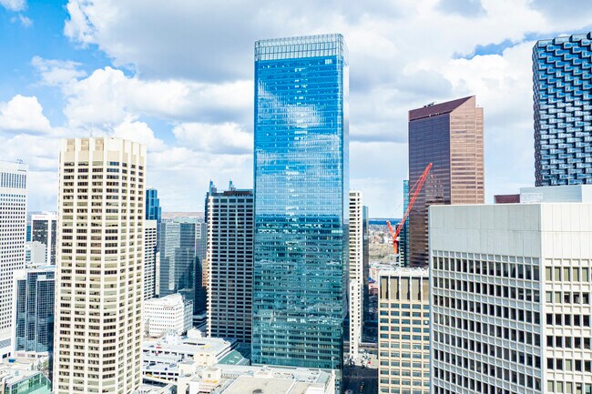 Plus de détails pour 225 6 Av SW, Calgary, AB - Bureau à louer