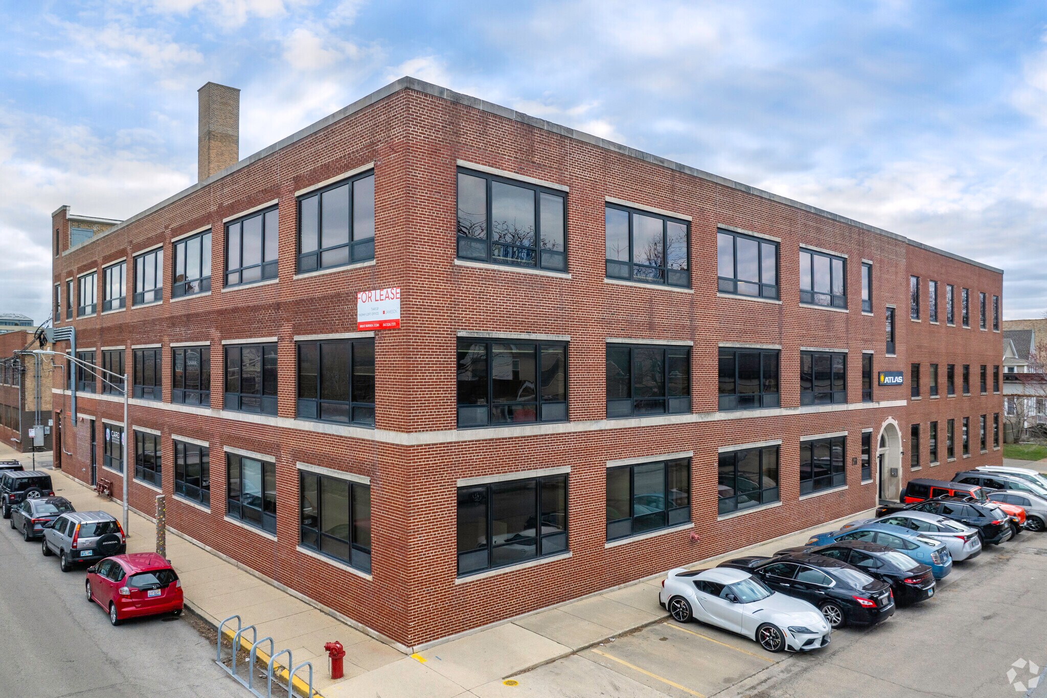 1801 W Warner Ave, Chicago, IL for lease Primary Photo- Image 1 of 10