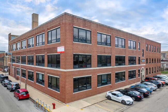 Plus de détails pour 1801 W Warner Ave, Chicago, IL - Bureau à louer