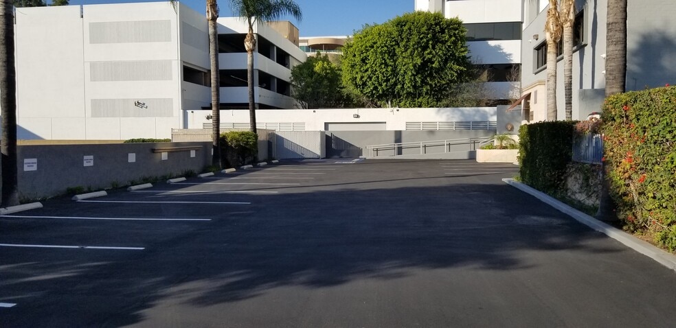 123 N Lake Ave, Pasadena, CA for lease - Building Photo - Image 3 of 5