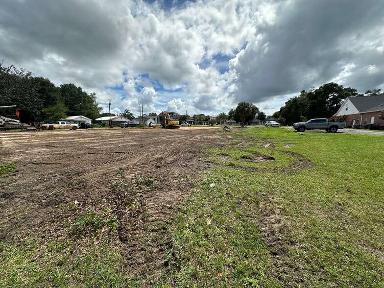 333 A S Ferdon Blvd, Crestview, FL for lease - Building Photo - Image 3 of 5
