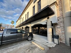 10019 Main St, Houston, TX à louer Photo intérieure- Image 1 de 7