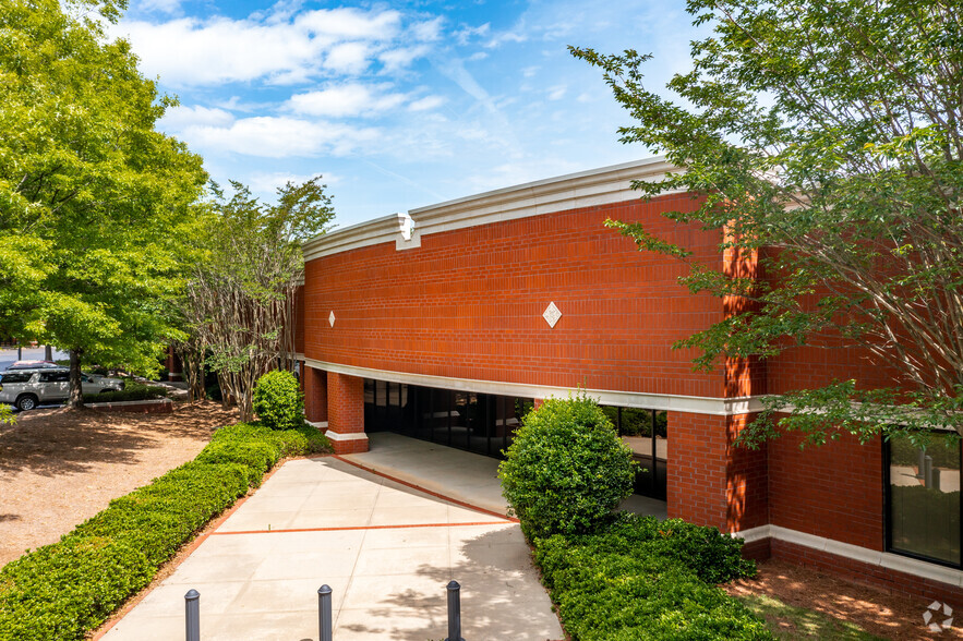 4145 Shackleford Rd, Norcross, GA for lease - Building Photo - Image 3 of 5