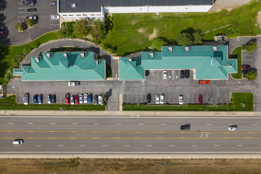 23801 E Appleway Ave, Liberty Lake, WA à louer - Photo du bâtiment - Image 2 de 5