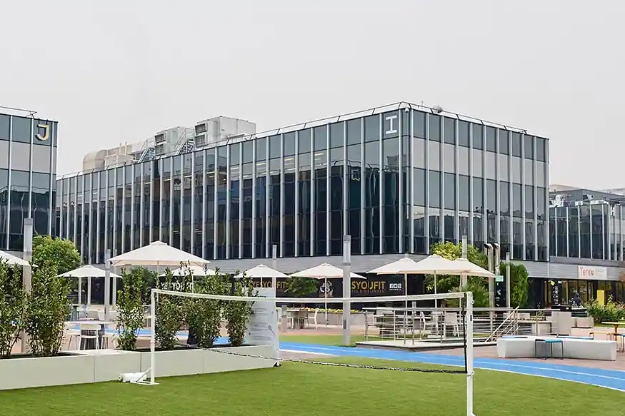 Avenida de Castilla, 2, San Fernando de Henares, Madrid for lease Primary Photo- Image 1 of 4