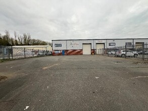 Galveston Grv, Stoke On Trent à louer Photo du bâtiment- Image 2 de 3