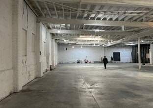 171 Monroe St, Passaic, NJ for lease Interior Photo- Image 2 of 3