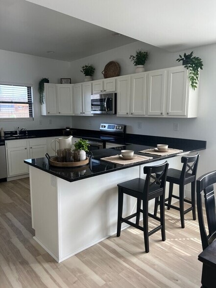 1124 Winton Pl, Springfield, OH à vendre - Photo du bâtiment - Image 3 de 8