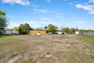 710 SE 2nd St, Gainesville, FL à louer Photo du bâtiment- Image 2 de 18
