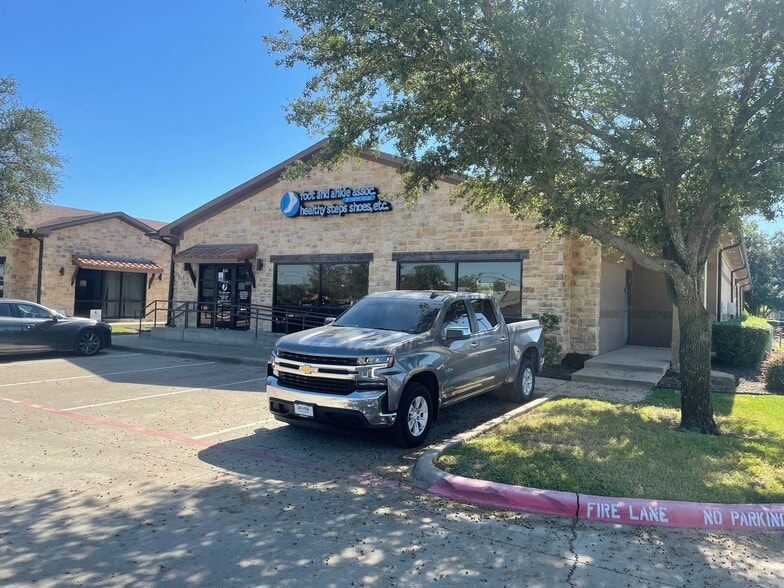 816 Keller Pky, Keller, TX for lease - Building Photo - Image 3 of 6