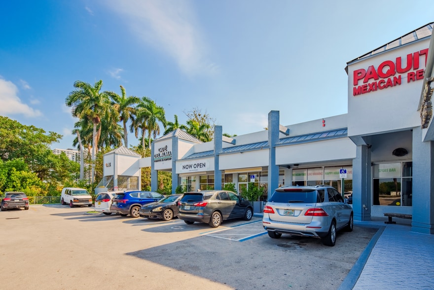 16215-16295 Biscayne Blvd, North Miami Beach, FL for lease - Building Photo - Image 2 of 5