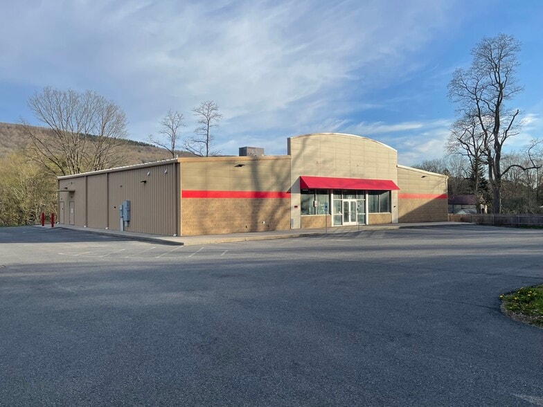270 Main St, Worcester, NY for sale - Building Photo - Image 2 of 6