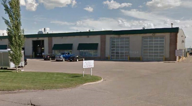 1751 30th St SW, Medicine Hat, AB à vendre Photo principale- Image 1 de 1