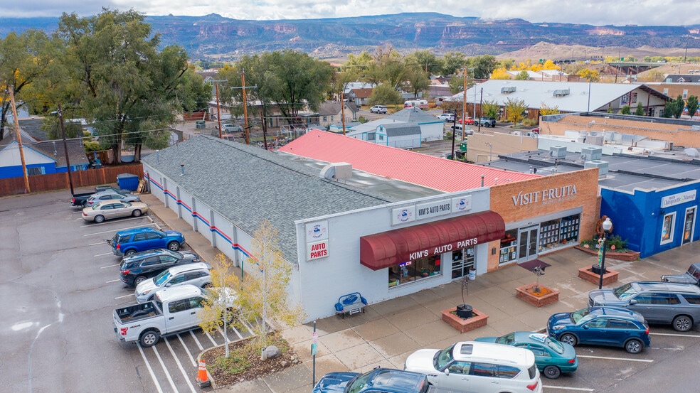 220 E Aspen Ave, Fruita, CO à vendre - Photo du bâtiment - Image 2 de 19