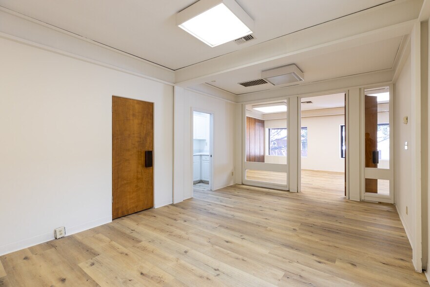 924 E Green St, Pasadena, CA à louer - Photo intérieure - Image 3 de 24