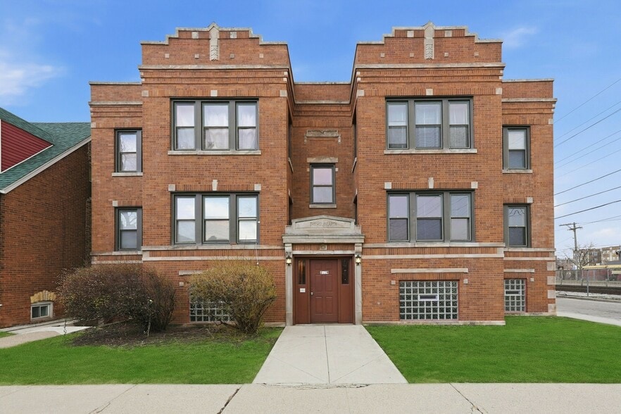 2119 S 51st Ave, Cicero, IL à vendre - Photo du bâtiment - Image 1 de 24
